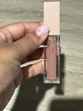 KKW Beauty Radiate Lip Gloss